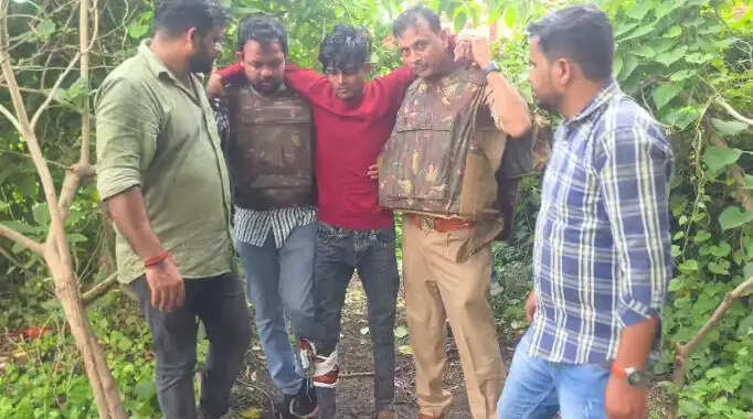 वाराणसी में हत्या से सनसनी, तीन घंटे में आरोपी गिरफ्तार, मुठभेड़ में लगी गोली