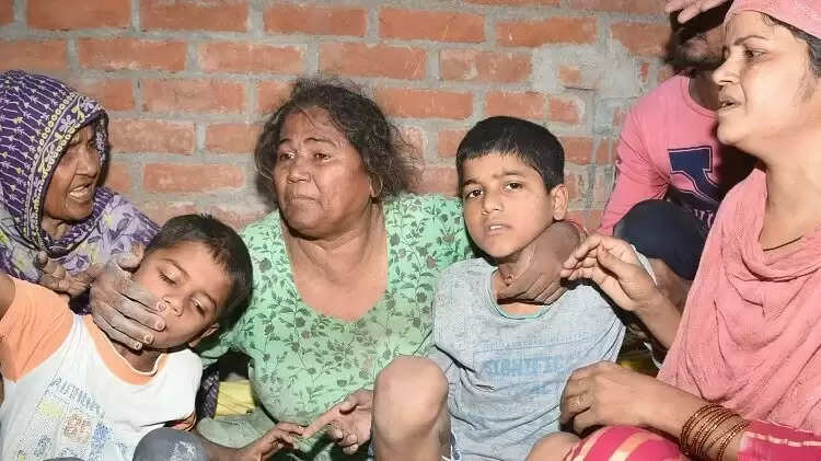 Father Commits Suicide by Killing Daughter: कानपुर में पत्नी को रस्सी से बांधकर नाक काटी, तीन दिन पहले हुआ था पति-पत्नी में समझौता