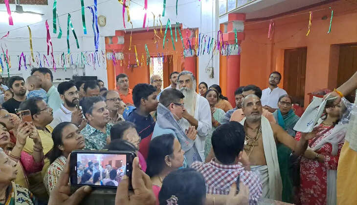 Ayodhya News:&nbsp;कलश यात्रा के साथ नन्दीग्राम महोत्सव की हुई शुरूआत, हजारों राम भक्तों संग हुई भारत कुंड परिचय की परिक्रमा