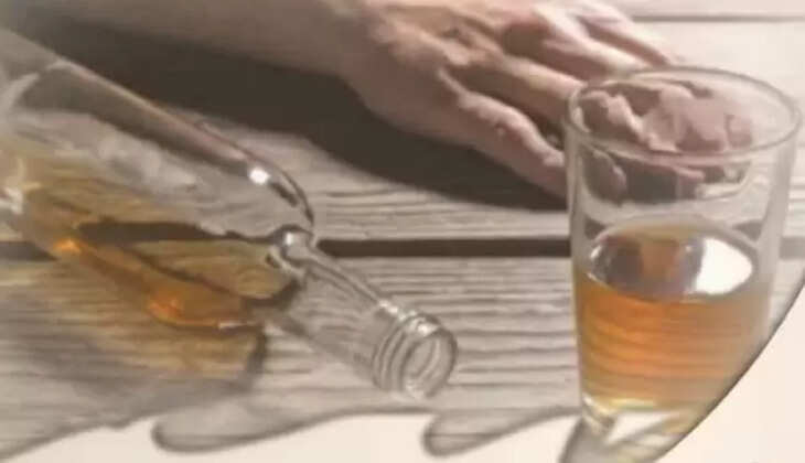 Sex Hangover after Drinking Alcohol: दोस्त से ही बोल बैठा, भेज देना अपनी पत्नी को रात में