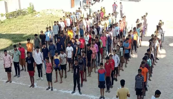 Ayodhya News: आरएसएस के प्रारंभिक शिक्षा वर्ग का समापन, राष्ट्रसेवा का लिया संकल्प&nbsp;