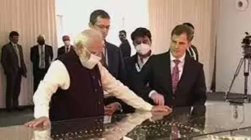 पीएम मोदी ने किया जेवर एयरपोर्ट का शिलान्यास, करोड़ों लोग होंगे लाभान्वित