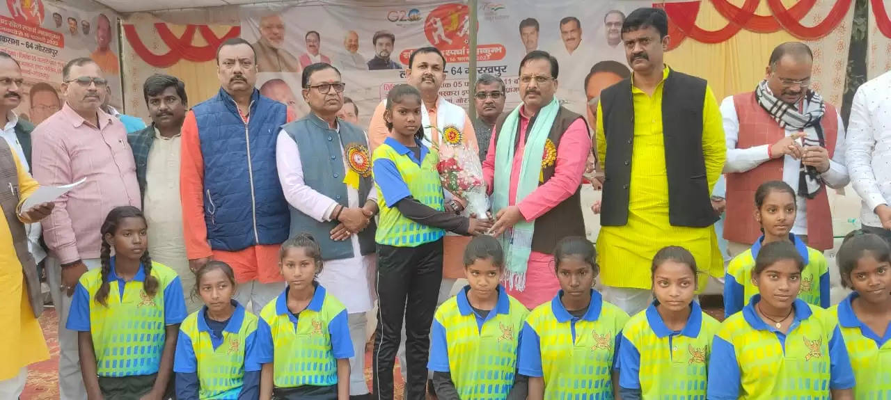 Gorakhpur News: मस्करा इंटर कॉलेज में सांसद खेल स्पर्धा महाकुंभ का आयोजन