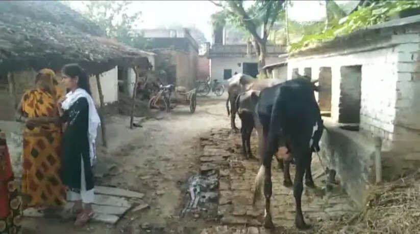 अयोध्या बीकापुर कोतवाली क्षेत्र अंतर्गत संदिग्ध अवस्था में झूलता मिला युवक का शव