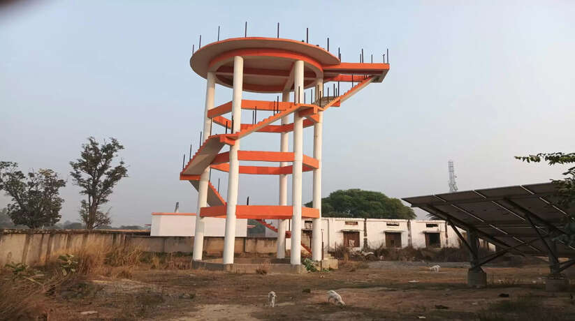 विकास खंड पाली में दम तोड़ती नजर आ रही शुद्ध पेयजल योजना, तीन वर्ष बाद भी नहीं बनी पानी की टंकी
