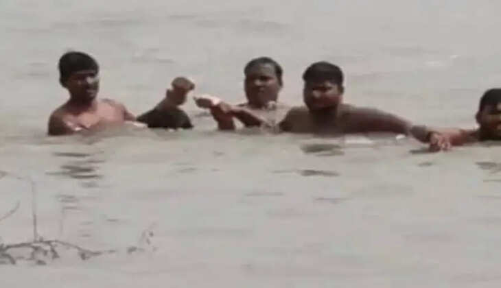 प्रयागराज में गंगा में नहाने गए दो नाबालिग छात्रों की डूबने से मौत, कोचिंग से छुट्टी के बाद पहुंचे थे नदी किनारे