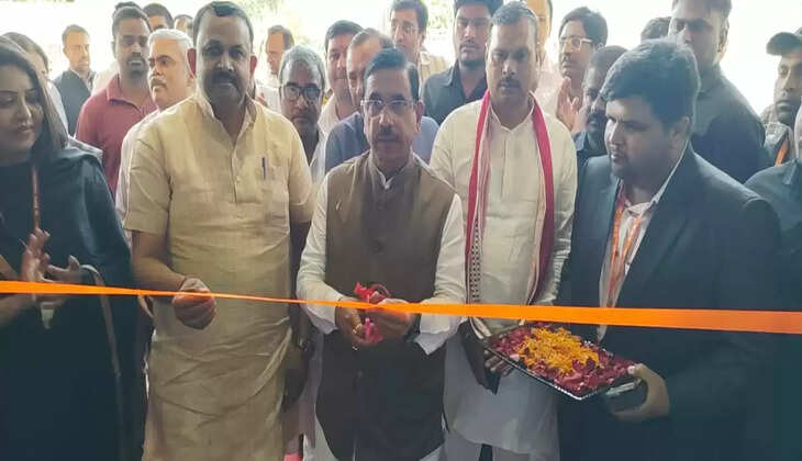 केंद्रीय मंत्री ने प्रदेश के सबसे बड़े वेयरहाउस का किया उद्घाटन